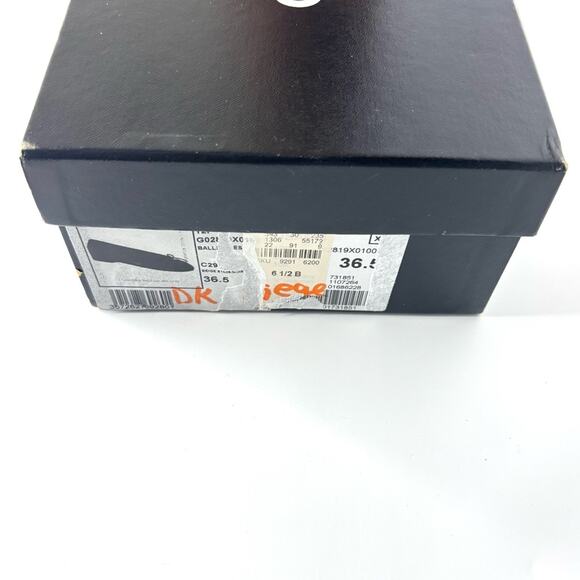 Chanel CC Logo Beige Black Leather Bow Embellished Ballet Flats 36.5 - Picture 11 of 11